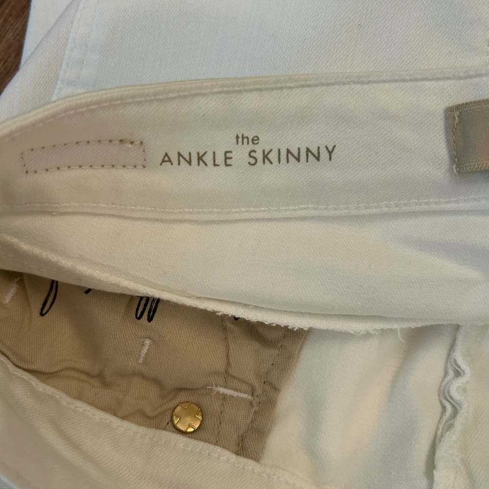 NWT! Liverpool Frayed Hem Skinny Jeans - Picture 7 of 7